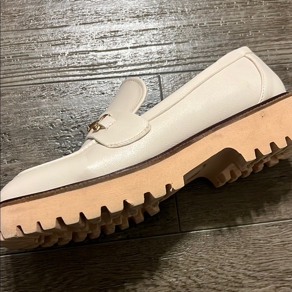 White & Gold Lug Loafers - Picture 3 of 4